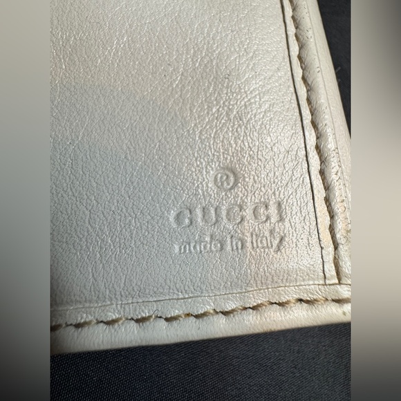 Gucci Tan and Brown GG Monogram Wallet - Picture 9 of 16